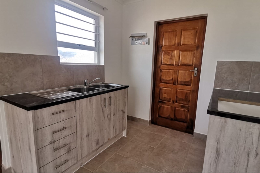 2 Bedroom Property for Sale in Dalvale Western Cape